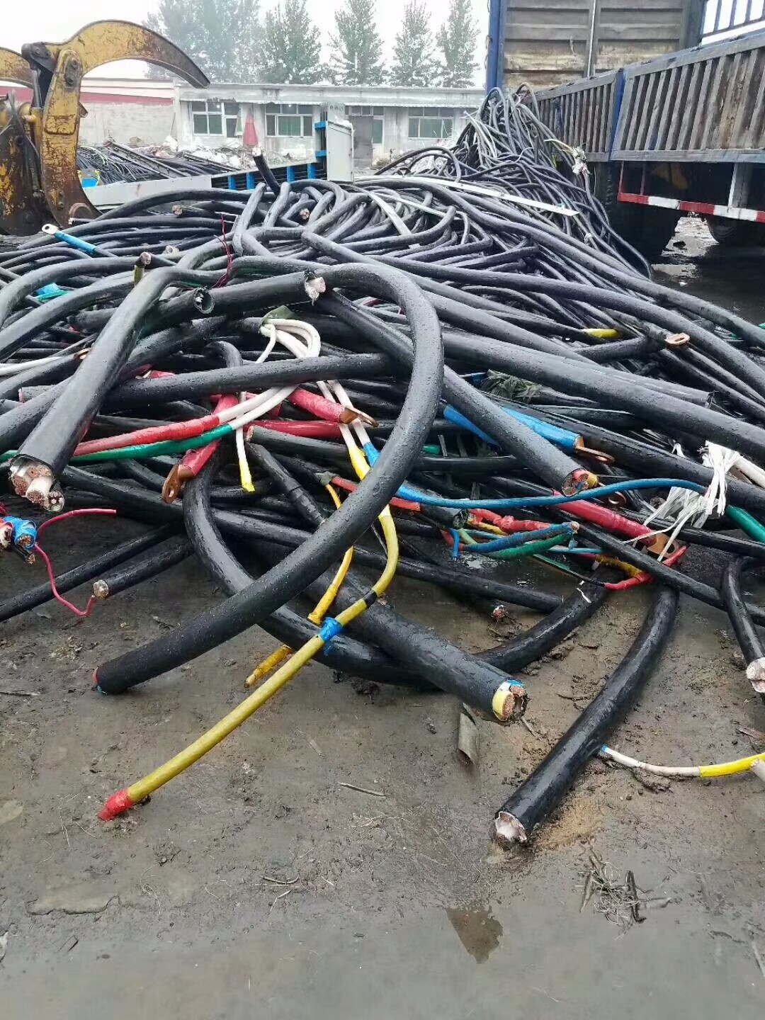 临沂回收旧电缆_临沂电信电缆回收_回收电缆